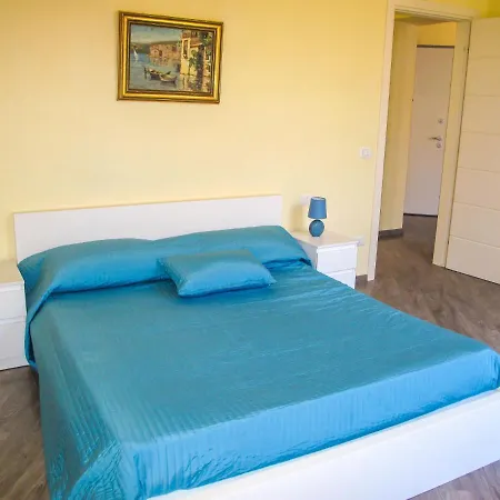 Apartment Locazione Turistica Orologio *